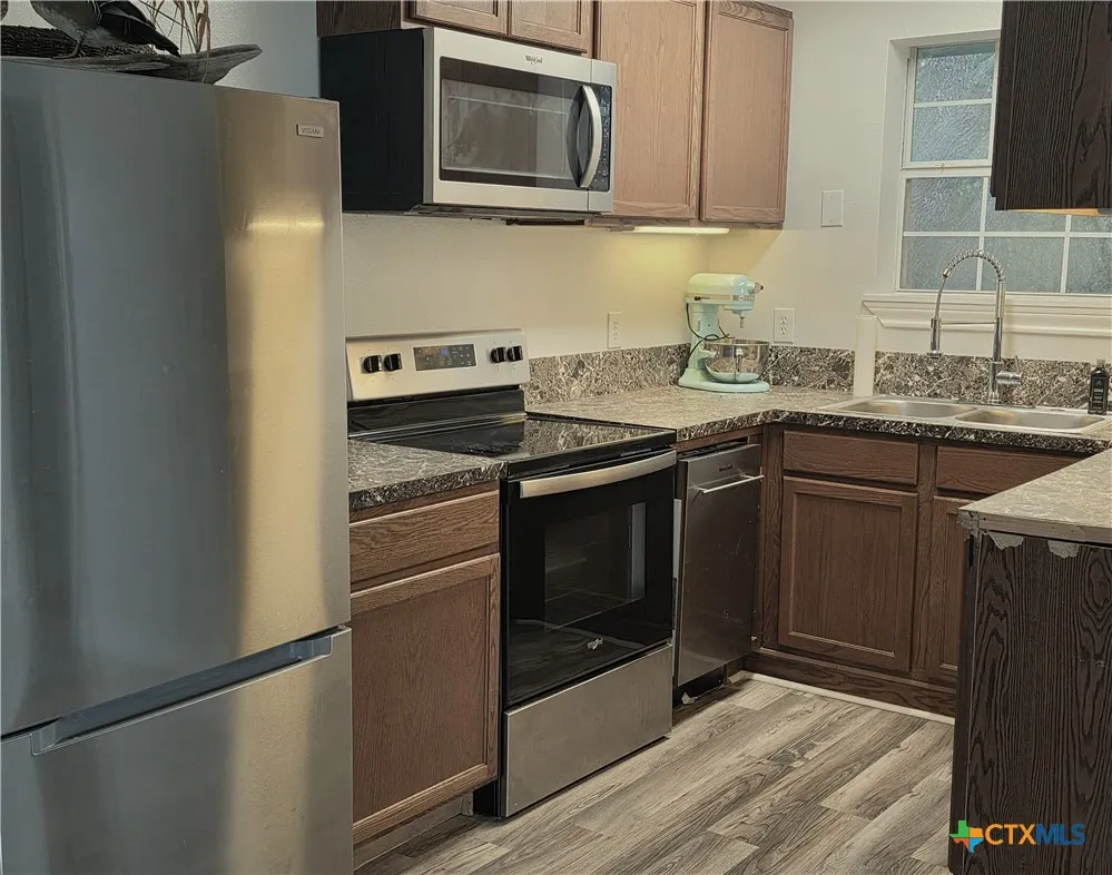 703 E Houston Avenue Seadrift, TX 77983