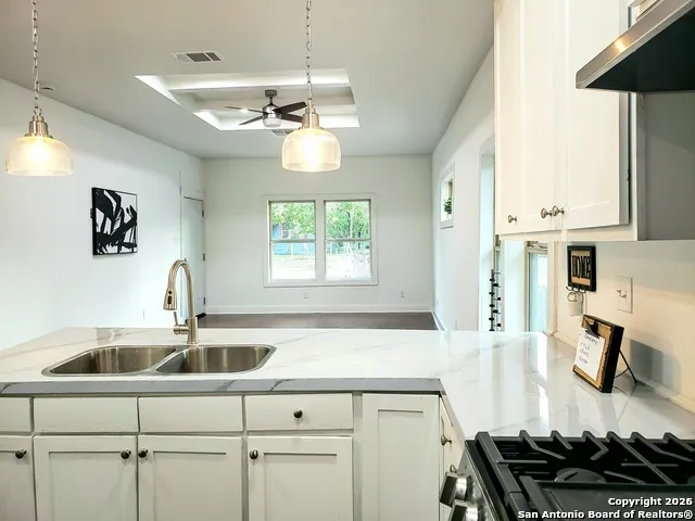 1025 Fulton San Antonio, TX 78201