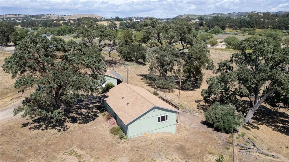 335 Phillips Templeton, CA 93465