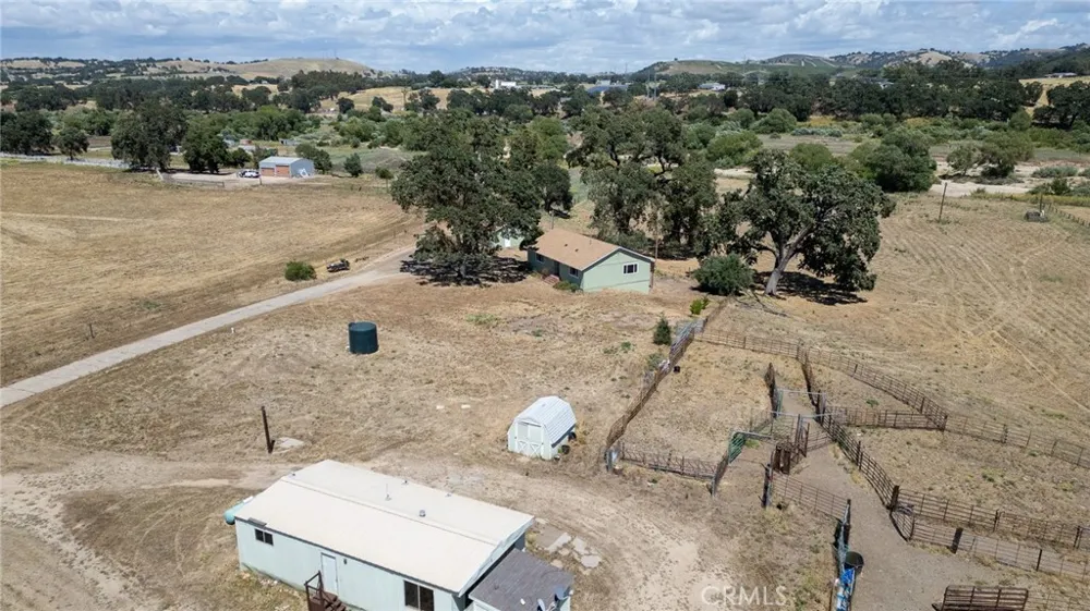 335 Phillips Templeton, CA 93465