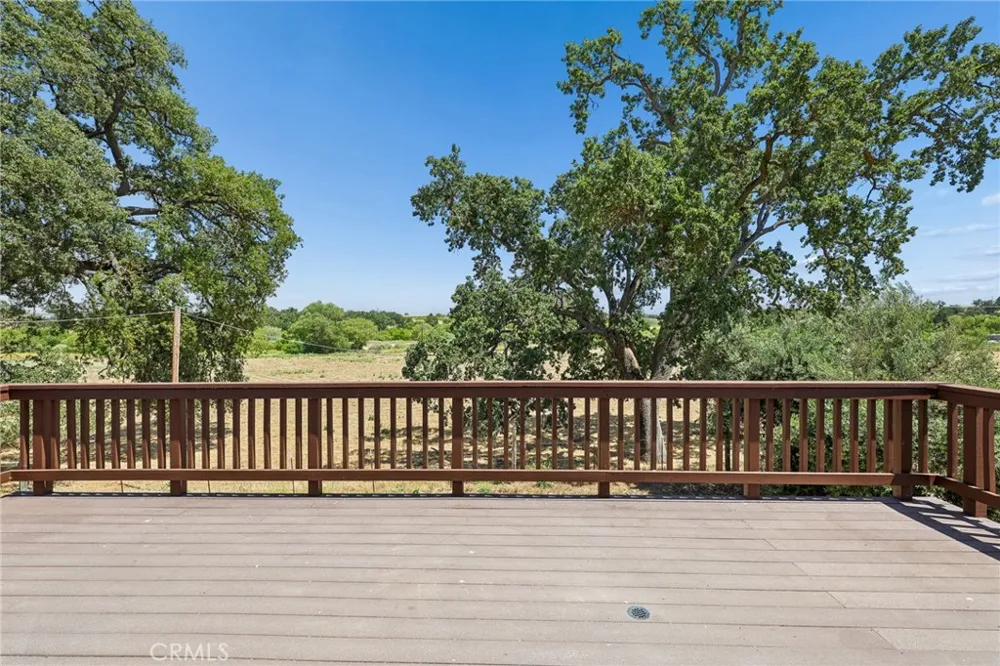 335 Phillips Templeton, CA 93465