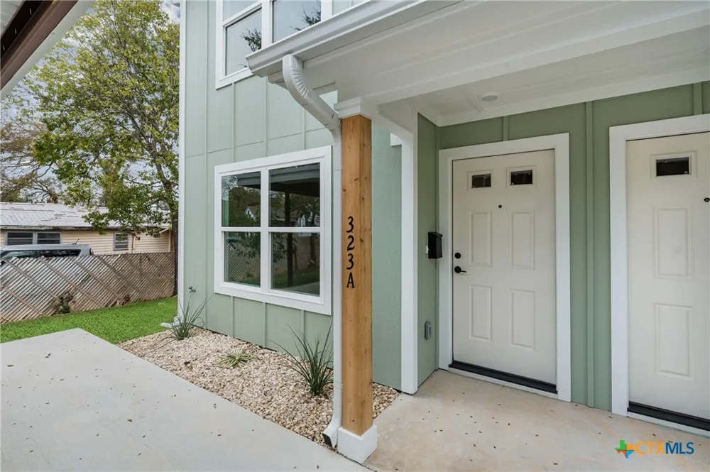 622 E 8th Avenue #A & B Belton, TX 76513