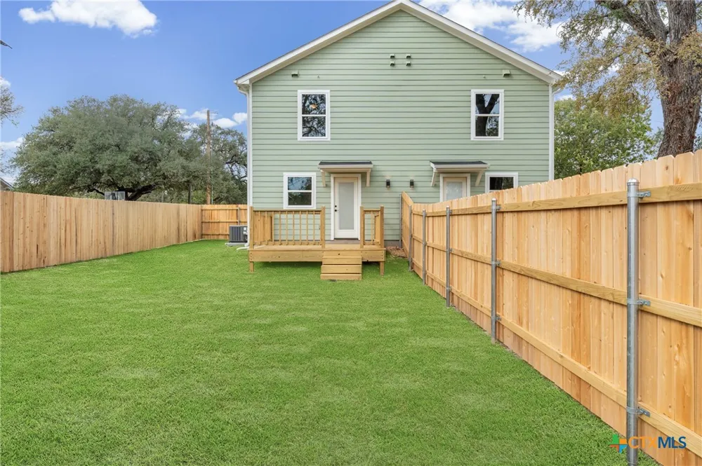 622 E 8th Avenue #A & B Belton, TX 76513