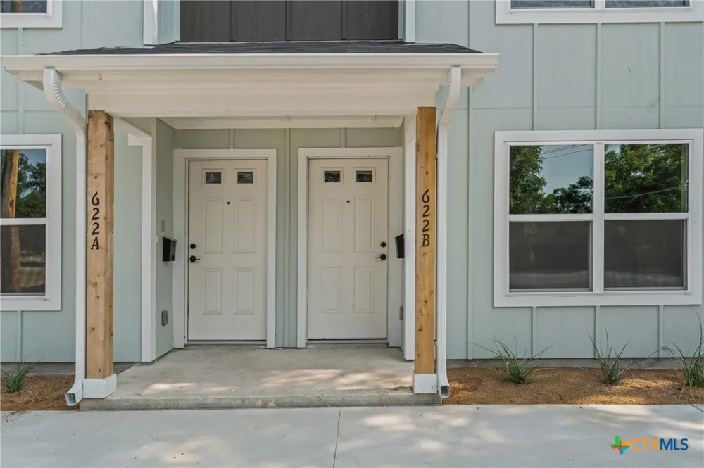 622 E 8th Avenue #A & B Belton, TX 76513