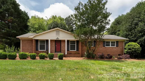 4325 Shea Lane