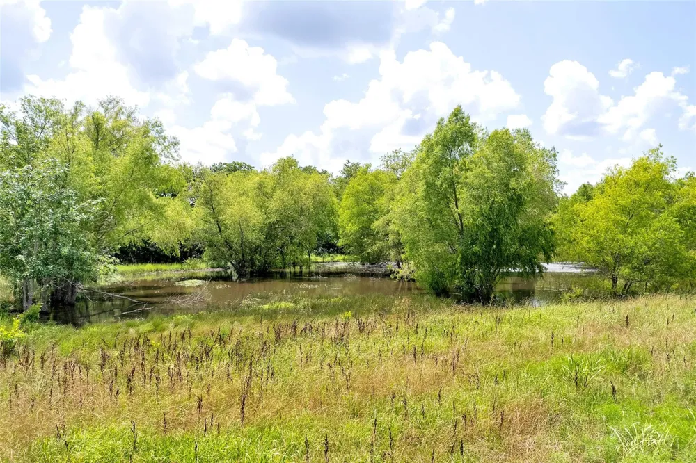 CR 3735 Wolfe City, TX 75496