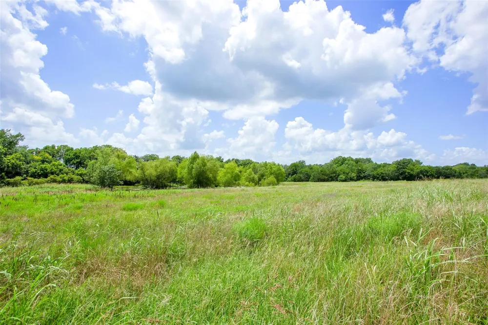 CR 3735 Wolfe City, TX 75496