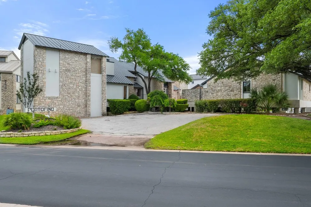 103 Island Drive #2 Horseshoe Bay, TX 78657