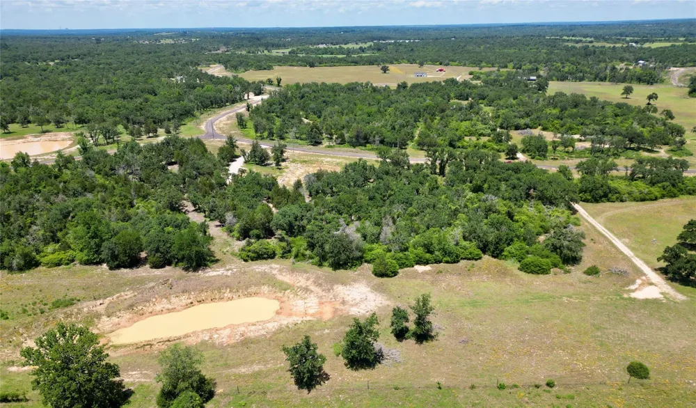 3803 Private 4100 Road Marquez, TX 77865