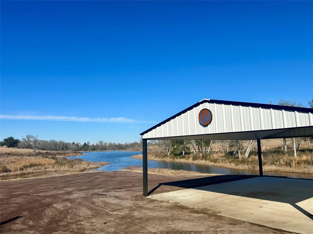 3803 Private 4100 Road Marquez, TX 77865