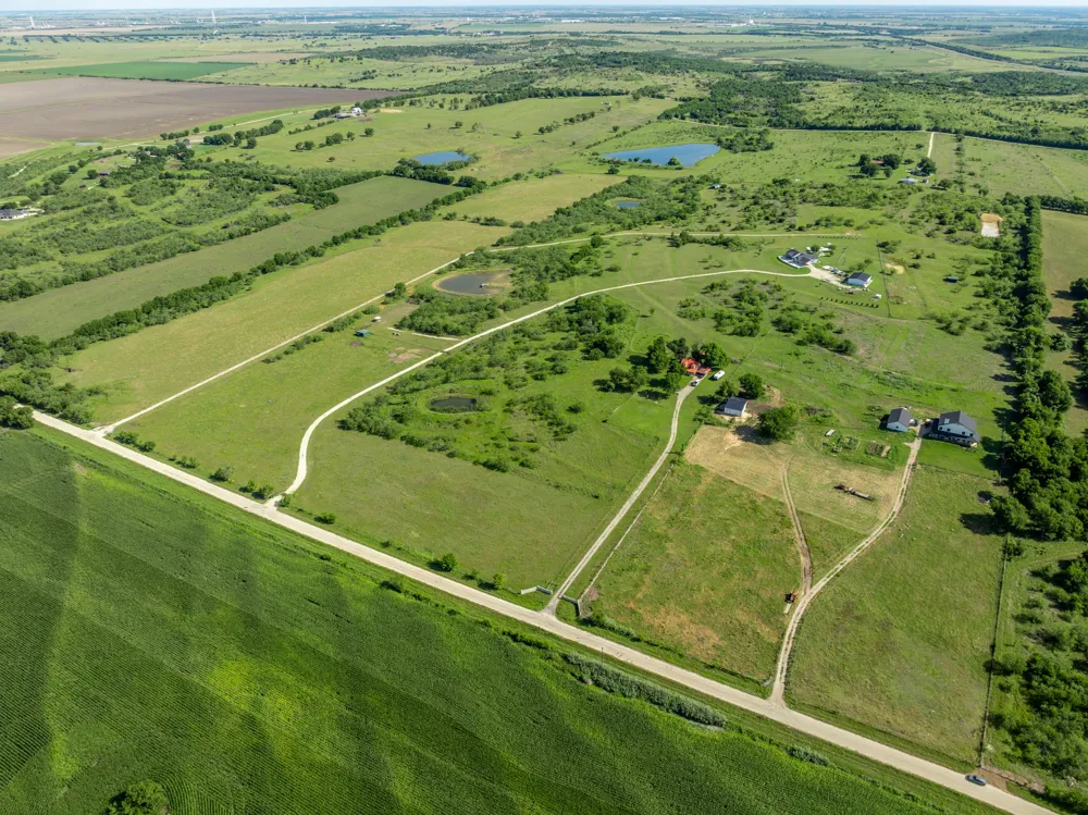 1227 Alexander Road Moody, TX 76557