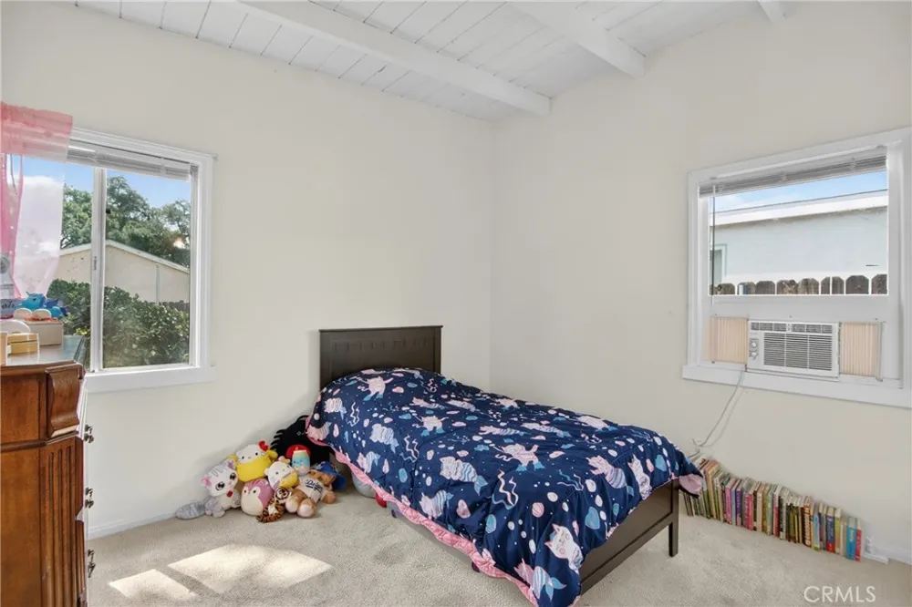 10831 Odell Avenue Sunland, CA 91040