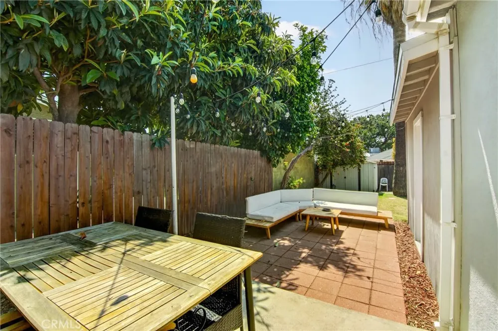 10831 Odell Avenue Sunland, CA 91040