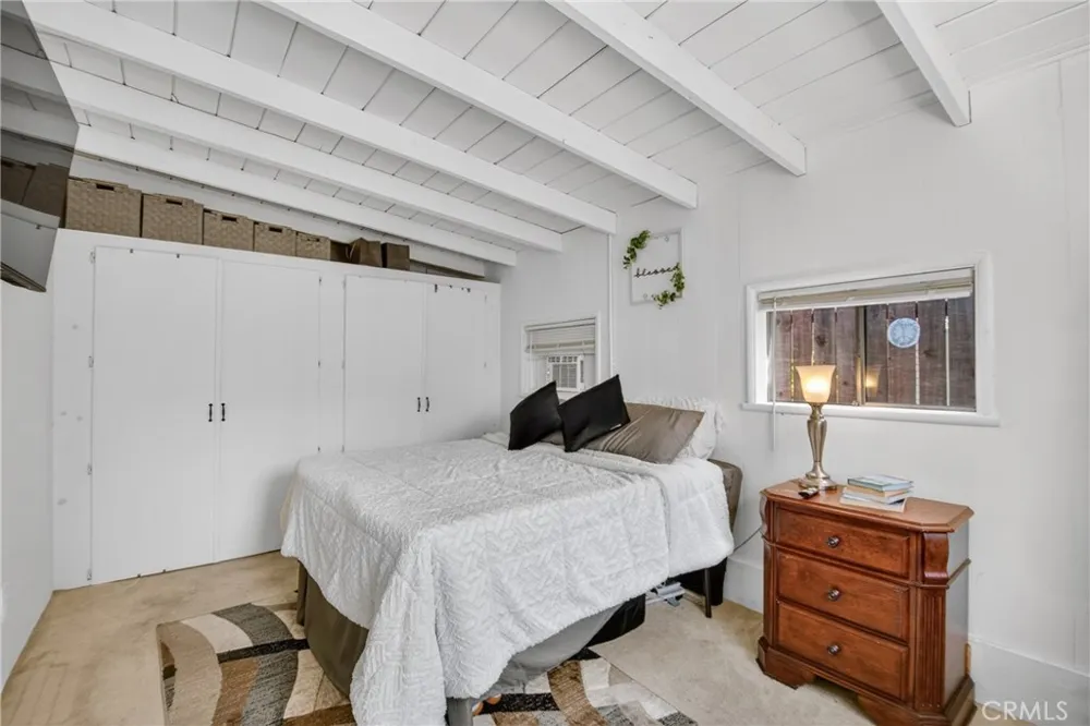 10831 Odell Avenue Sunland, CA 91040