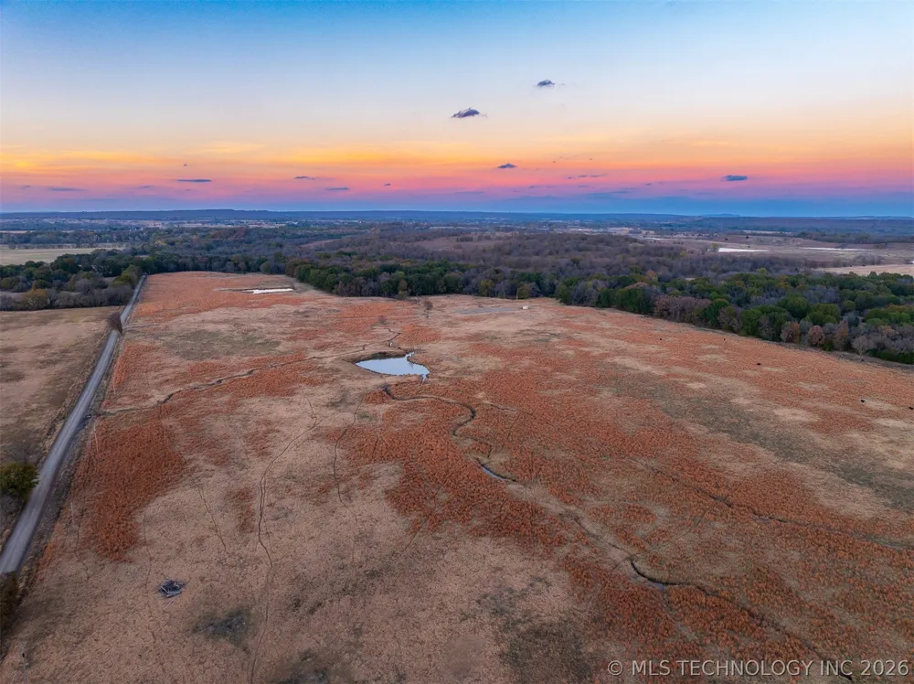 140 S County Road 4440 McCurtain, OK 74944