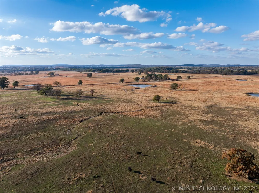 140 S County Road 4440 McCurtain, OK 74944