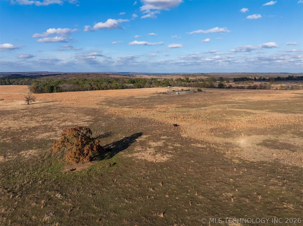 140 S County Road 4440 McCurtain, OK 74944
