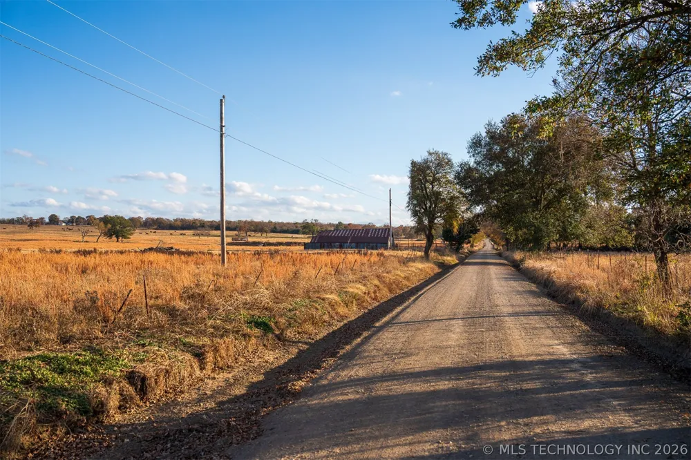 140 S County Road 4440 McCurtain, OK 74944