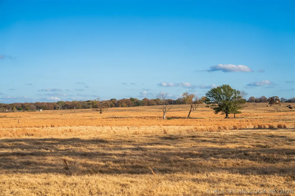 140 S County Road 4440 McCurtain, OK 74944