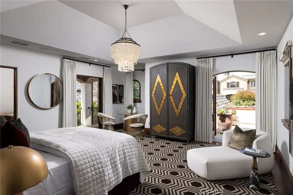 177 Shorecliff Road Corona del Mar, CA 92625