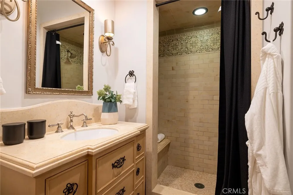 177 Shorecliff Road Corona del Mar, CA 92625