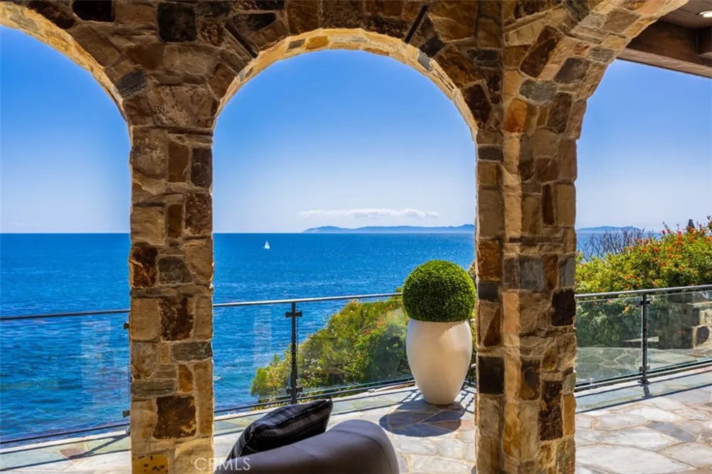 177 Shorecliff Road Corona del Mar, CA 92625