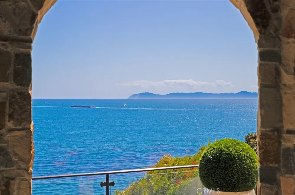 177 Shorecliff Road Corona del Mar, CA 92625