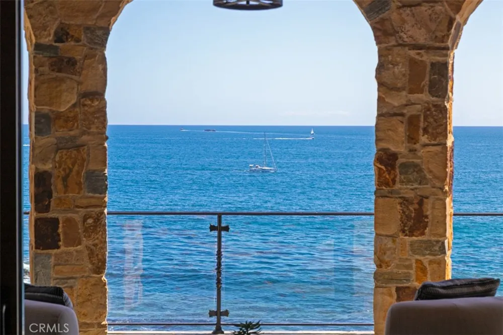 177 Shorecliff Road Corona del Mar, CA 92625