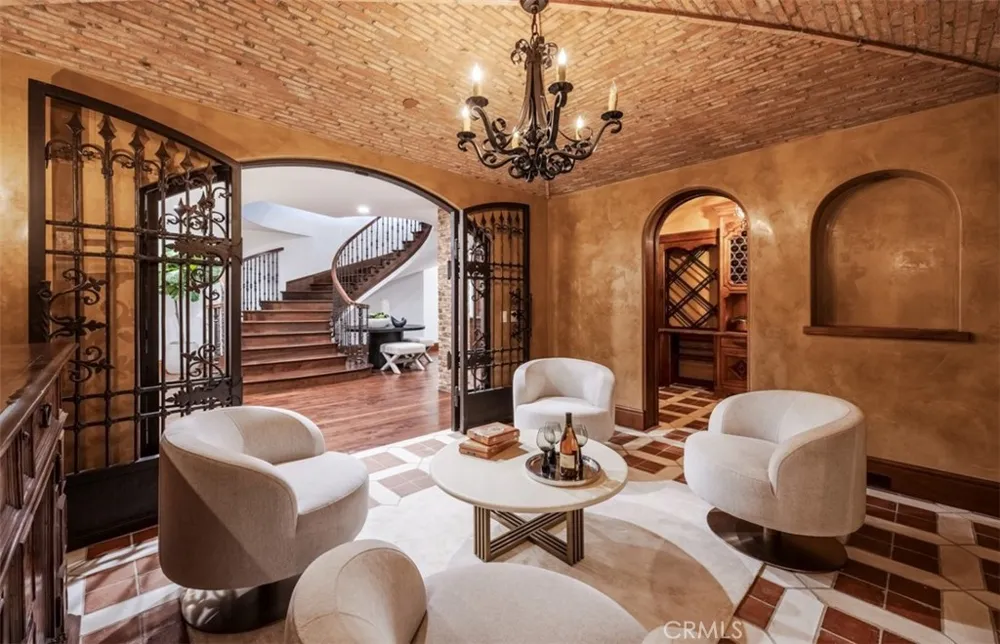 177 Shorecliff Road Corona del Mar, CA 92625