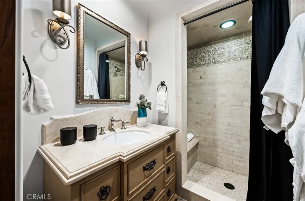 177 Shorecliff Road Corona del Mar, CA 92625