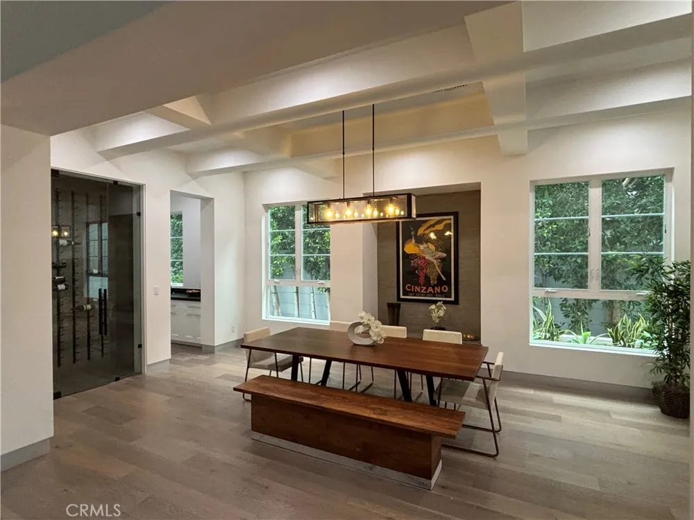 4435 Camellia Studio City, CA 91602