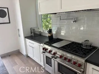 4435 Camellia Studio City, CA 91602