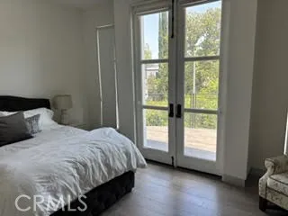 4435 Camellia Studio City, CA 91602