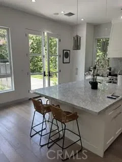 4435 Camellia Studio City, CA 91602