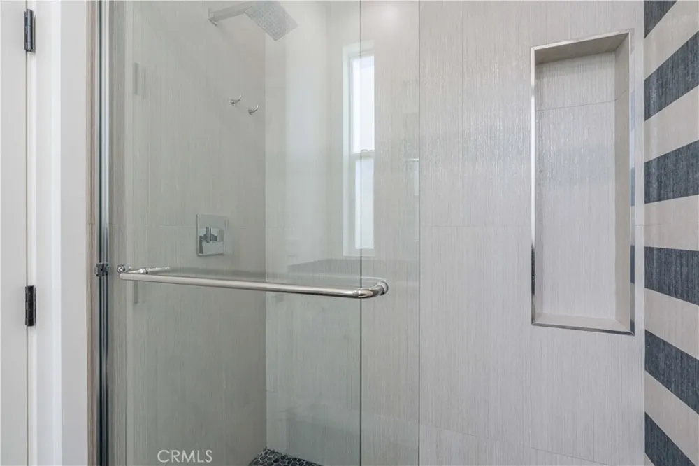 4435 Camellia Studio City, CA 91602