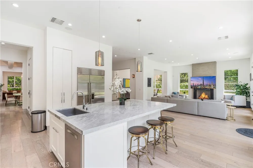 4435 Camellia Studio City, CA 91602