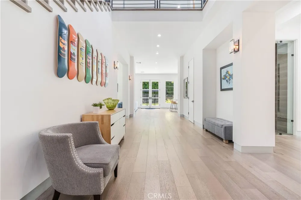 4435 Camellia Studio City, CA 91602