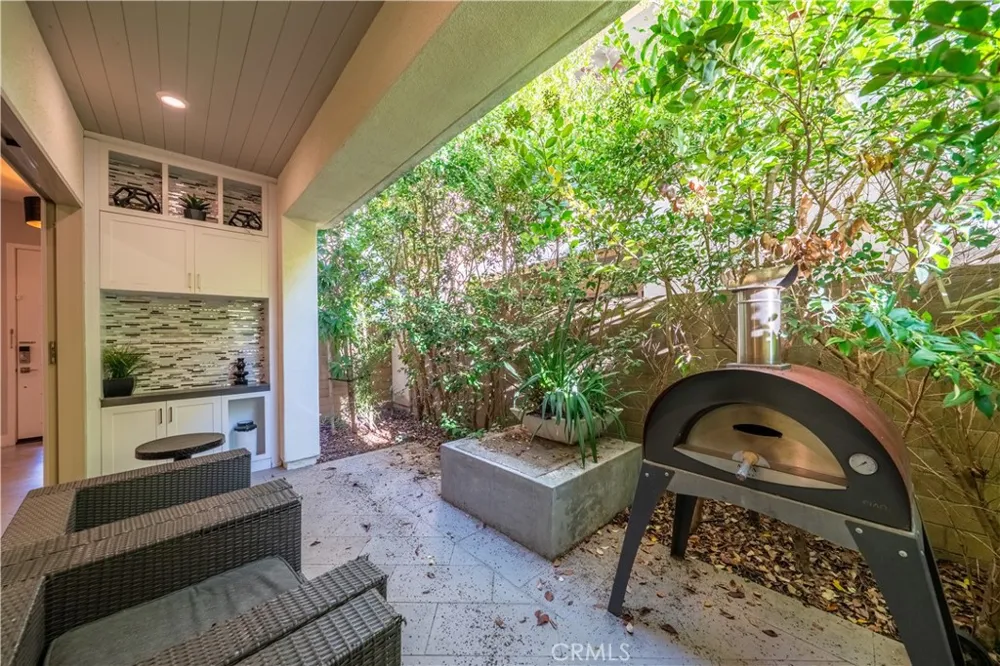 173 Terrapin Irvine, CA 92618