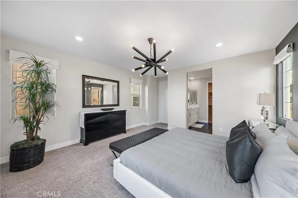 173 Terrapin Irvine, CA 92618