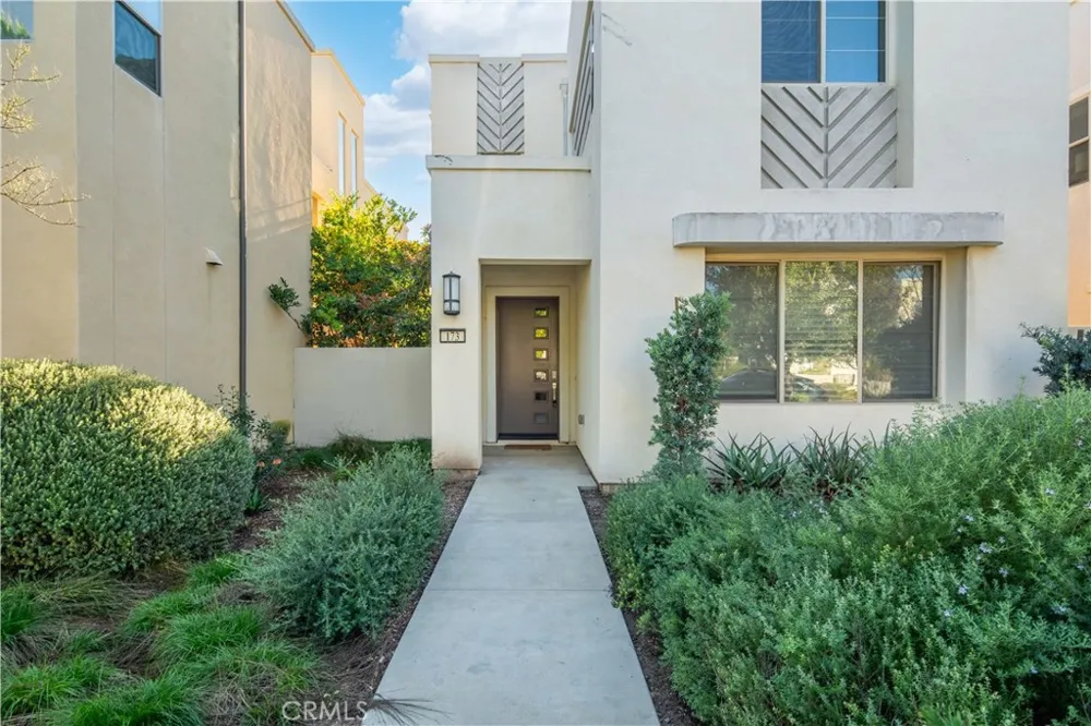 173 Terrapin Irvine, CA 92618