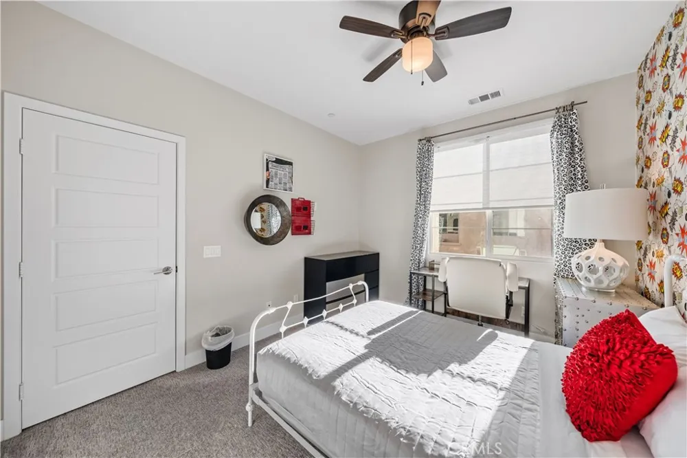 173 Terrapin Irvine, CA 92618