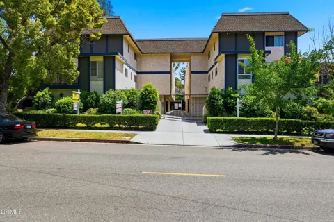 408 Burchett Street #3