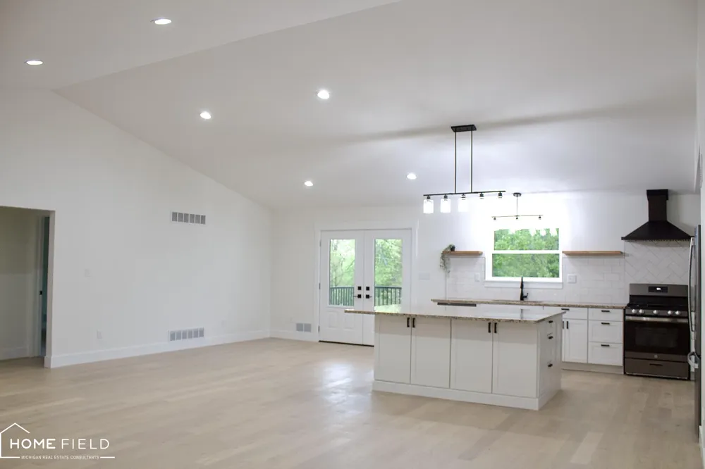 11175 S State Road Antrim Township, MI 48857