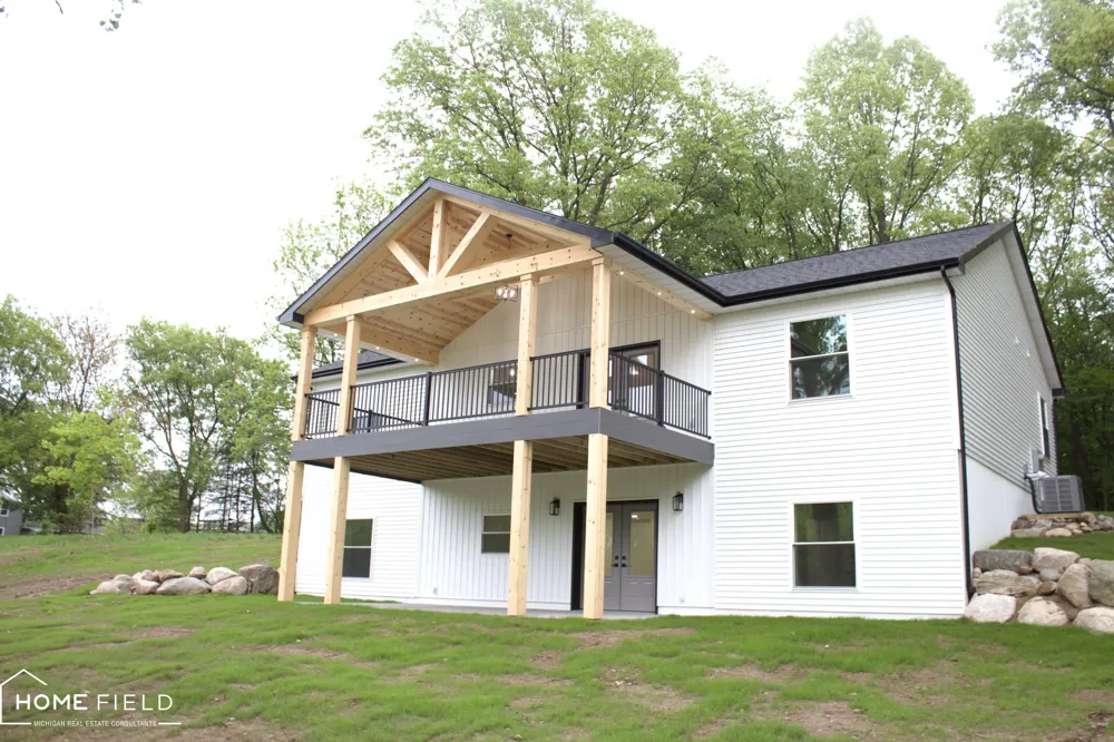 11175 S State Road Antrim Township, MI 48857
