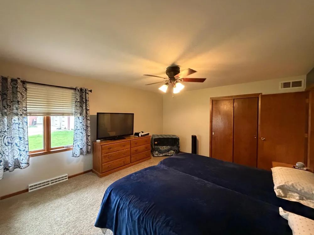 306 S Fairview Drive Luverne, MN 56156