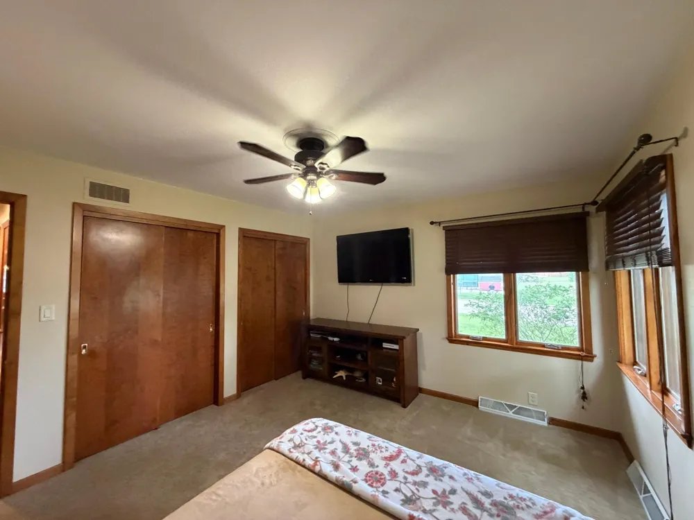 306 S Fairview Drive Luverne, MN 56156