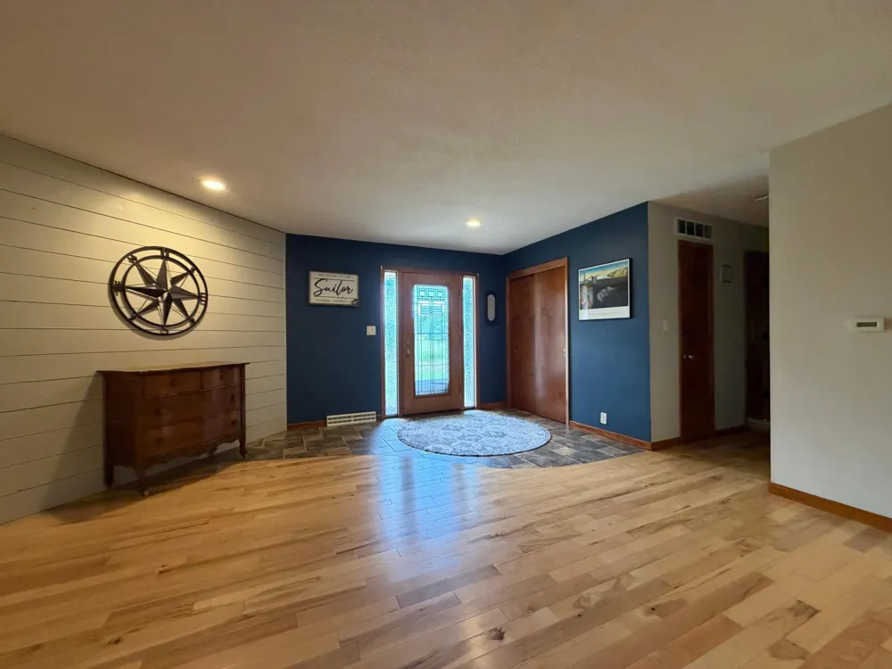 306 S Fairview Drive Luverne, MN 56156