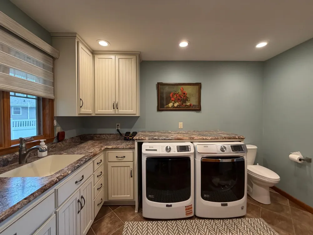 306 S Fairview Drive Luverne, MN 56156