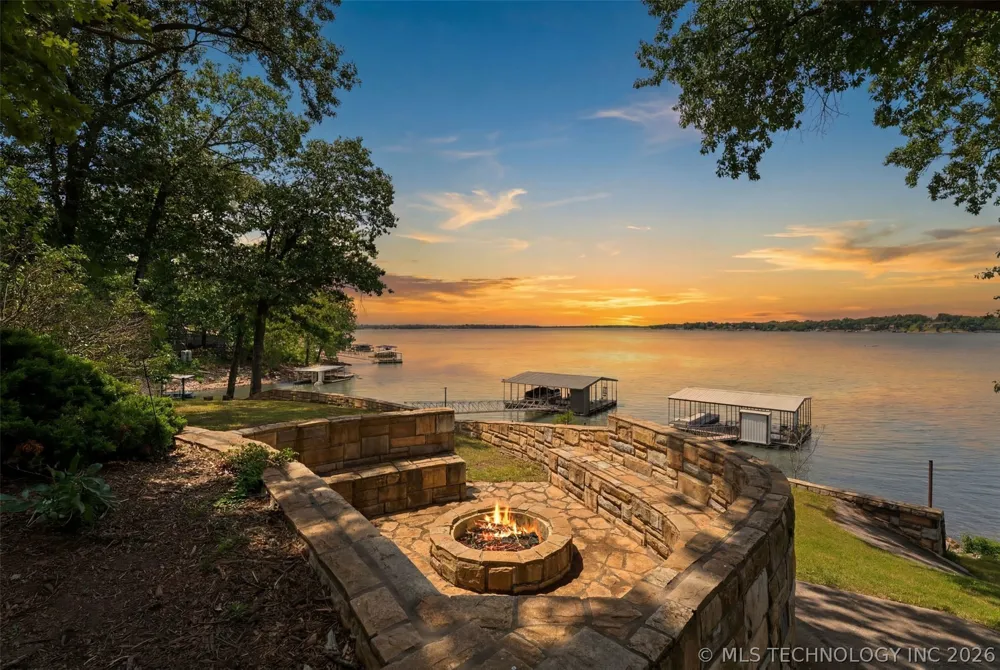 62194 E 246 LANE Grove, OK 74344