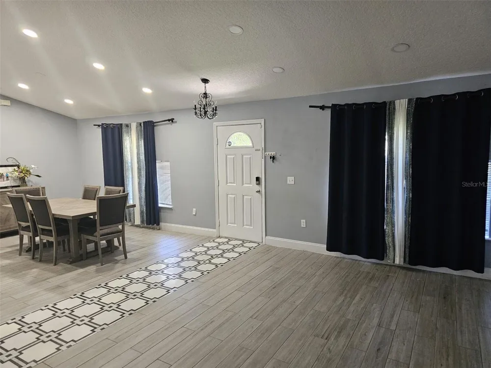2200 EL MARRA DRIVE Ocoee, FL 34761